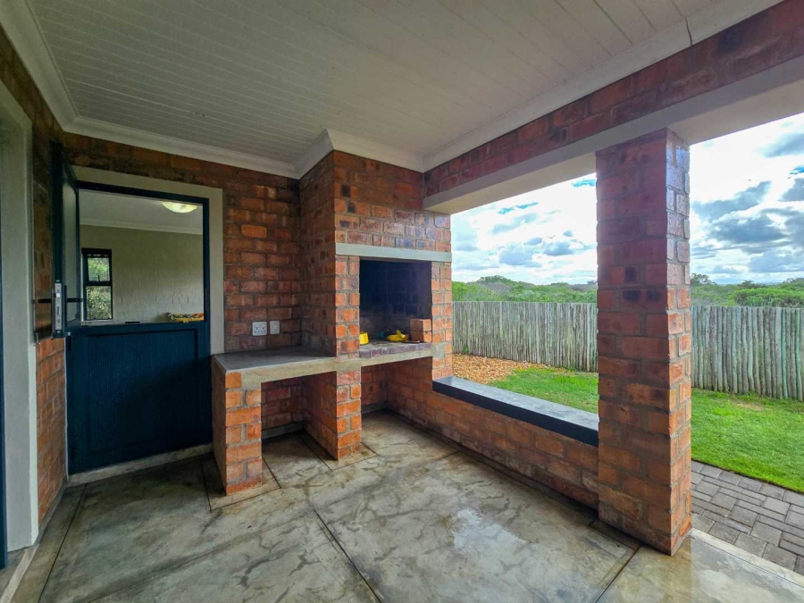 2 Bedroom Property for Sale in Stilbaai Wes Western Cape